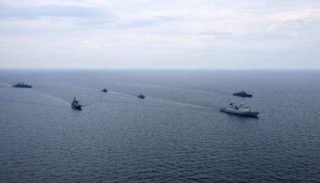 Ukraine, NATO navies hold passing exercise