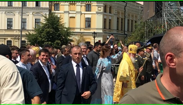 Filaret encabeza la procesión 