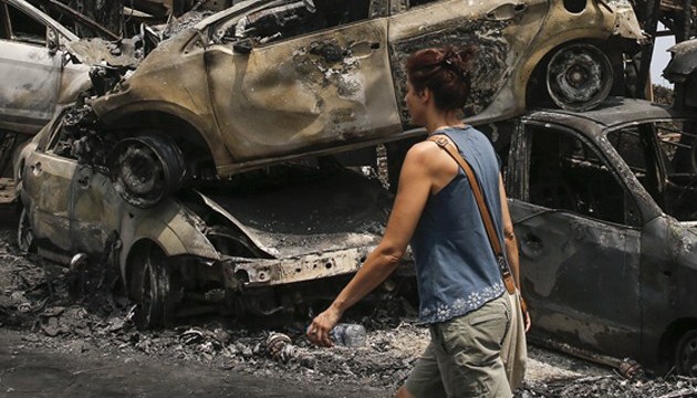 У Греції приймають заявки на виплату допомоги жертвам пожеж