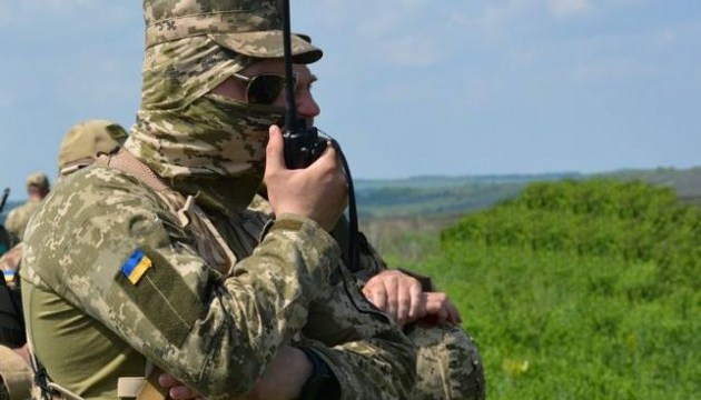 Військові пильнують Азовське узбережжя для недопущення висадки десанту РФ