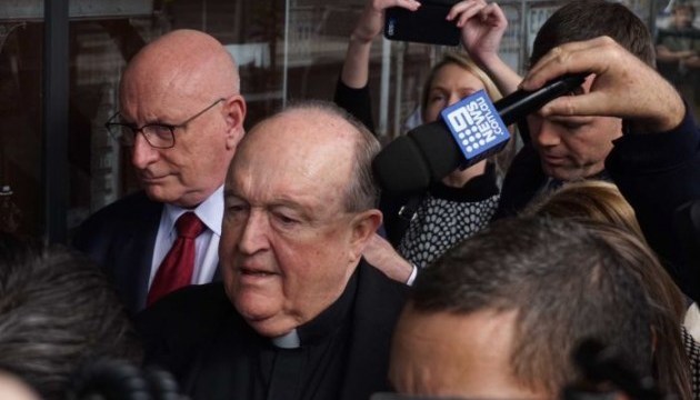 Австралійський архієпископ, який потурав педофілії, подав у відставку