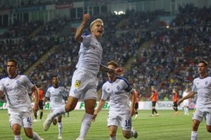 «Славія» - «Динамо»: захист, пресинг і стандарти
