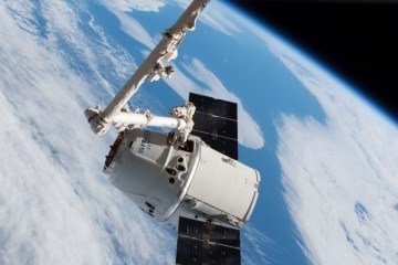 SpaceX запустила ракету Falcon 9 з вантажним кораблем
