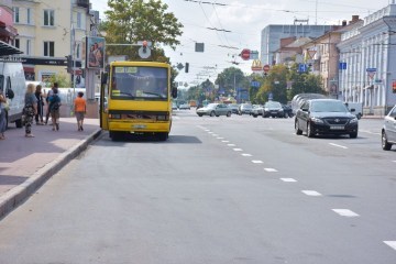 Конфлікт на трасі Київ-Чернігів: водій маршрутки палицею відбивався від стрілка