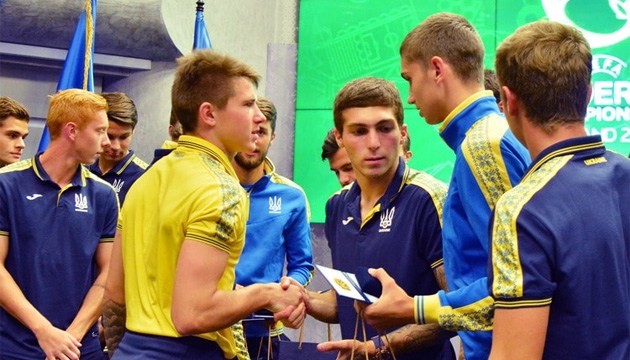 Мирон Маркевич: У збірній України з футболу (U-19) чудовий мікроклімат