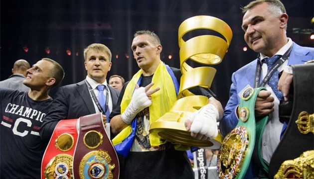 Промоутер боксера Усика розповів, чому найближчий бій пройде не в Україні
