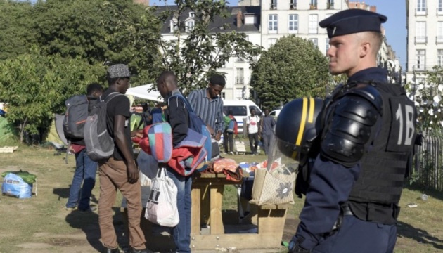 Три чверті французів вважають, що влада не справляється з імміграцією