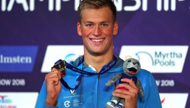 游泳：米哈伊尔•罗曼丘克赢得欧锦赛第二金