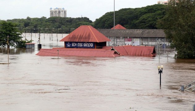 Кількість загиблих від повені в Індії зросла до 164