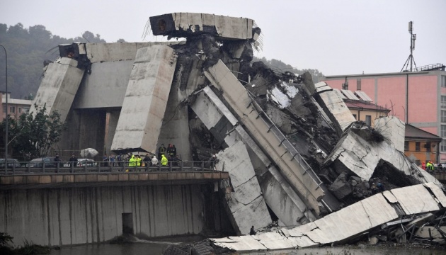 Обрушення мосту в Італії із 43 загиблими: у списку підозрюваних вже 20 осіб