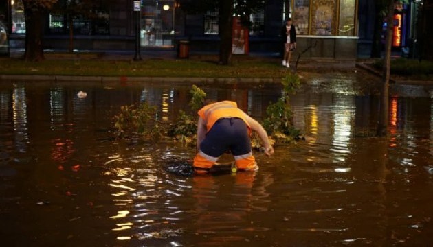 Una fuerte tormenta nocturna inunda el centro de Kyiv (Foto)