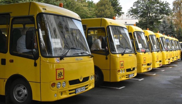 Lviv region gets 36 new school buses assembled in Ukraine