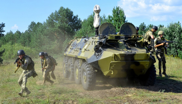 Okupanci ostrzelali stanowiska Sił Zbrojnych Ukrainy z moździerzy kalibru 120 mm, a pod Piwdennym odnotowano ostrzeliwania snajperskie
