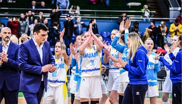 Украинские баскетболистки выиграли один поединок из трех на турнире в Латвии Украинские баскетболистки выиграли один поединок из трех на турнире в Латвии