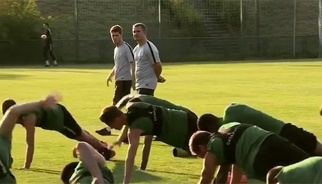 Ребров провів перше тренування футболістів угорського 