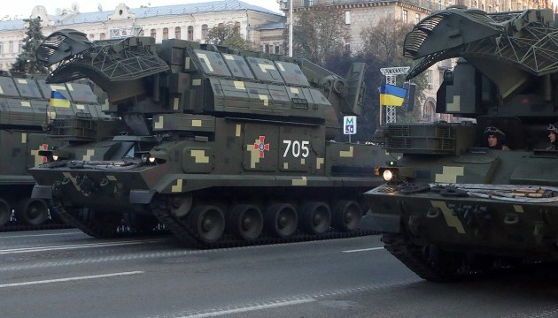 Укроборонпром перешел от ремонта к выпуску новейшей военной техники - Порошенко Укроборонпром перешел от ремонта к выпуску новейшей военной техники - Порошенко