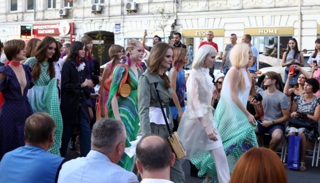 La marque de vêtements SEREBROVA a présenté une nouvelle collection à l’occasion de la Journée de l'indépendance de l’Ukraine