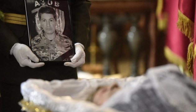 У Львові попрощалися із загиблим медиком У Львові попрощалися із загиблим медиком