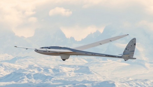 Планер від Airbus встановив світовий рекорд висоти польоту