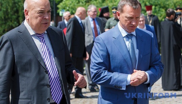 Закарпатье. Август коррупционных скандалов Закарпатье. Август коррупционных скандалов