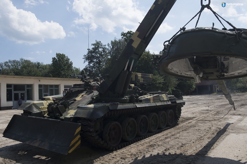 Ukraine tests new armored vehicle Lev