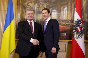 Порошенко сьогодні зустрінеться з канцлером Австрії