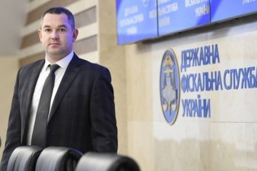 Продан заявил, что сообщит САП дату, время и рейс, которым вернется в Украину