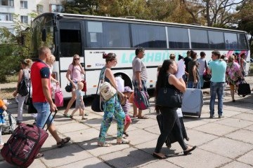 Кислотний Армянськ: На дитячих майданчиках – жодної дитини