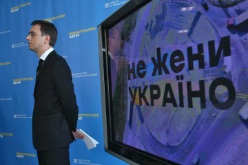 Омелян запустив кампанію проти “гонщиків” на дорогах