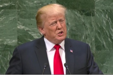 Трамп заявив про рішення звільнити керівника апарату адміністрації