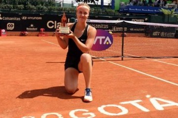 Теніс: Шмідлова стане суперницею Козлової в 1/4 фіналу турніру WTA в Ташкенті