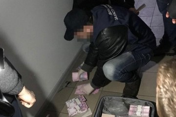 Справа на 1,3 мільйона: голова РДА на Київщині “очолював” групу вимагачів
