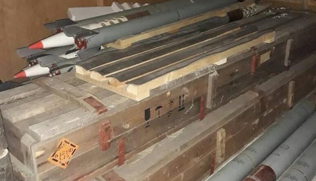 У гаражах біля Одеси знайшли склад з протиградними ракетними комплексами