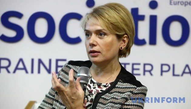 Гриневич заявляє, що надбавки київським учителям не уріжуть
