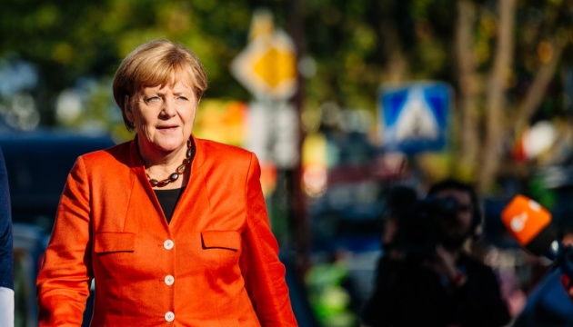 Merkel accuses Russia of destabilizing post-Soviet countries