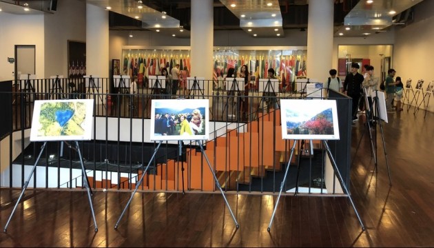 Feel Ukraine: у Кореї відкрилася виставка українських фотографів