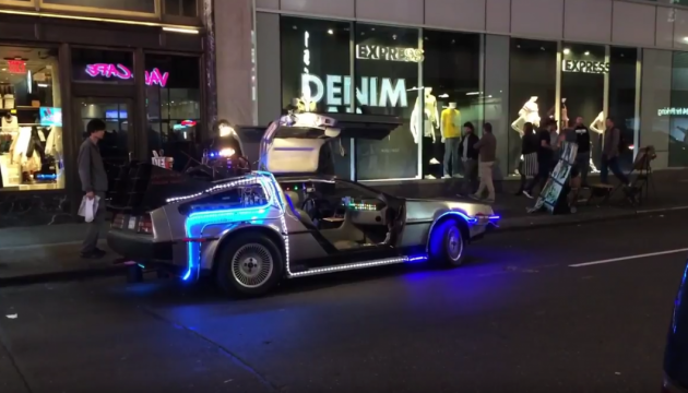 У Нью-Йорку з'явився автомобіль з фільму 