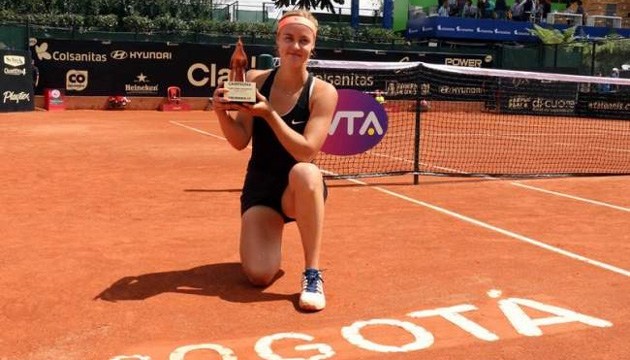 Теннис: Шмидлова станет соперницей Козловой в 1/4 финала турнира WTA в Ташкенте Теннис: Шмидлова станет соперницей Козловой в 1/4 финала турнира WTA в Ташкенте