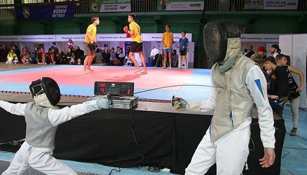 У Львові розгорнувся масштабний “Ярмарок спорту” У Львові розгорнувся масштабний “Ярмарок спорту”
