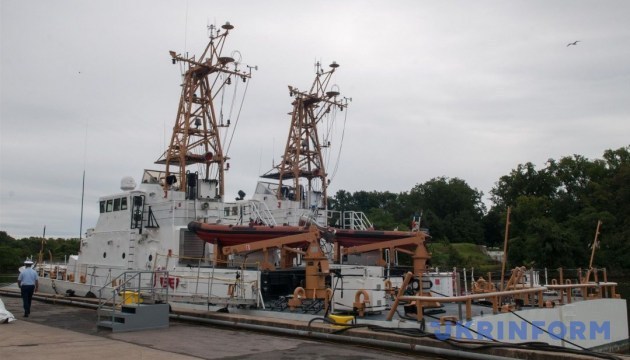 USA übergeben Motorboote Island an Ukraine