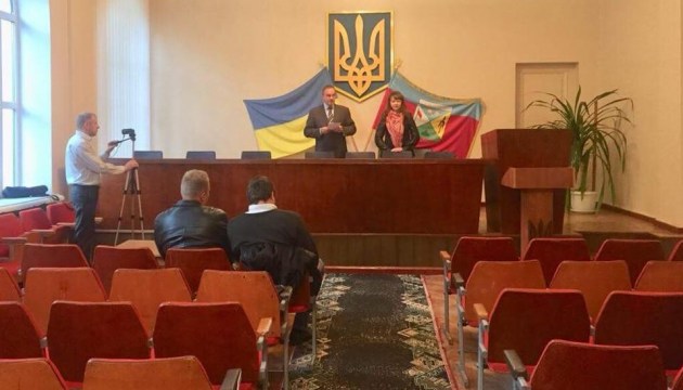 Депутати не “дали” Мішелю Терещенку піти у відставку — не прийшли на роботу
