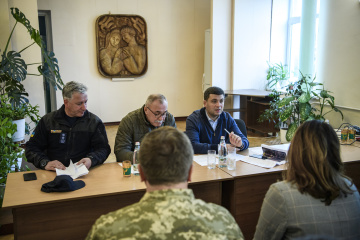 Гройсман — про контроль ситуації на Чернігівщині: Головне, аби ніхто не загинув