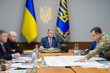 Вибухи на Чернігівщині: Президент доручив забезпечити евакуйованих усім необхідним