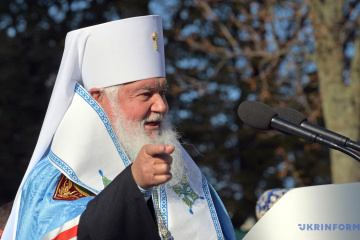 Митрополит Макарий призывает патриарха Филарета к смирению
