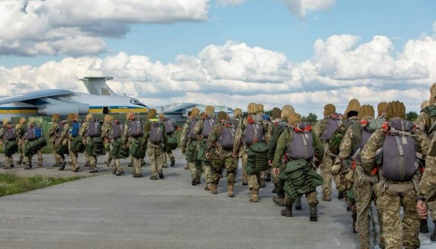Более полутысячи десантников-резервистов прошли военные сборы Более полутысячи десантников-резервистов прошли военные сборы