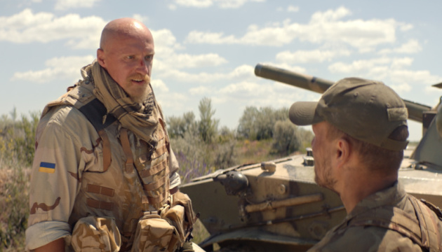 Українським військовим на передовій показали фільм «Позивний “Бандерас”»