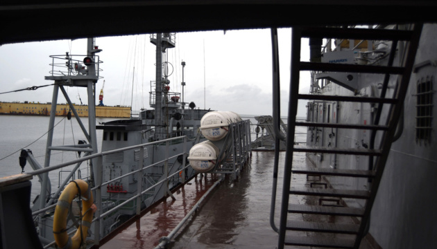 La Russie s'empare de navires ukrainiens dans le détroit de Kertch
