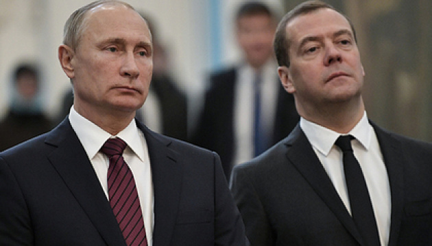 ロシア 首相 メドベージェフ