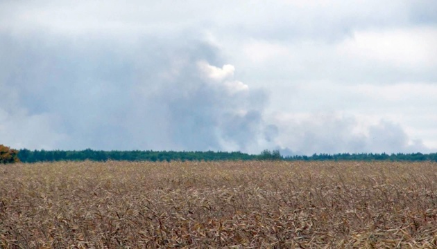 チェルニヒウ州イーチニャ近郊、弾薬燃焼が継続、爆発音も