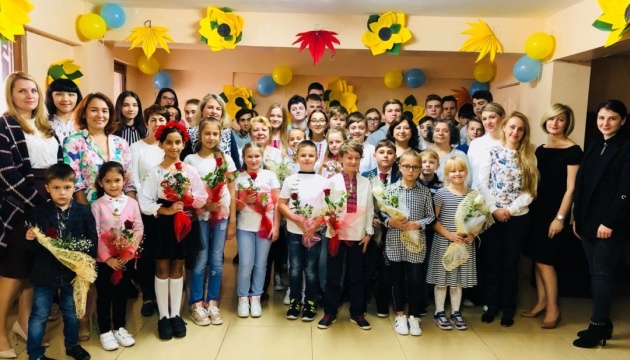  Учні української школи в Стамбулі влаштували концерт для вчителів 